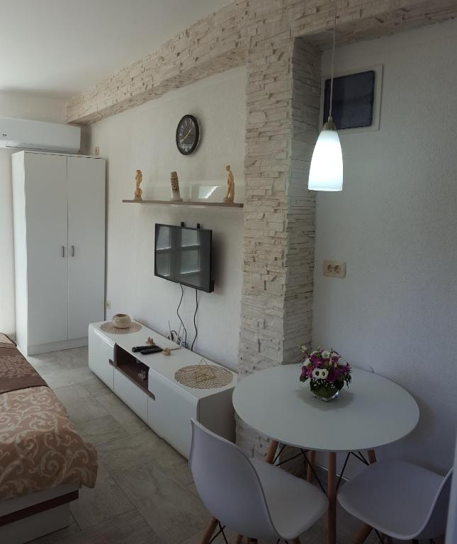 Apartments "4You" - 10