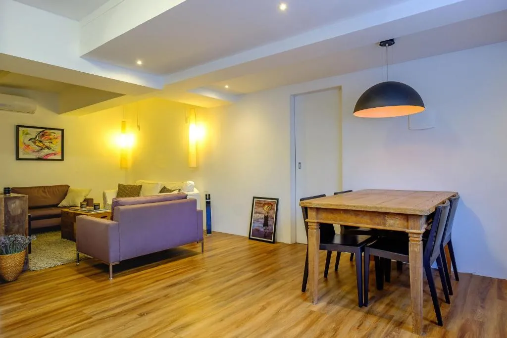 Apartamento recém reformado e bem decorado, Florianópolis, Brazilia