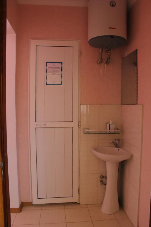 Koupelna v ubytování Guest House Moryachka