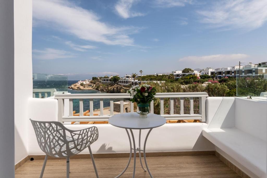 Balkón alebo terasa v ubytovaní Poseidon Hotel Suites