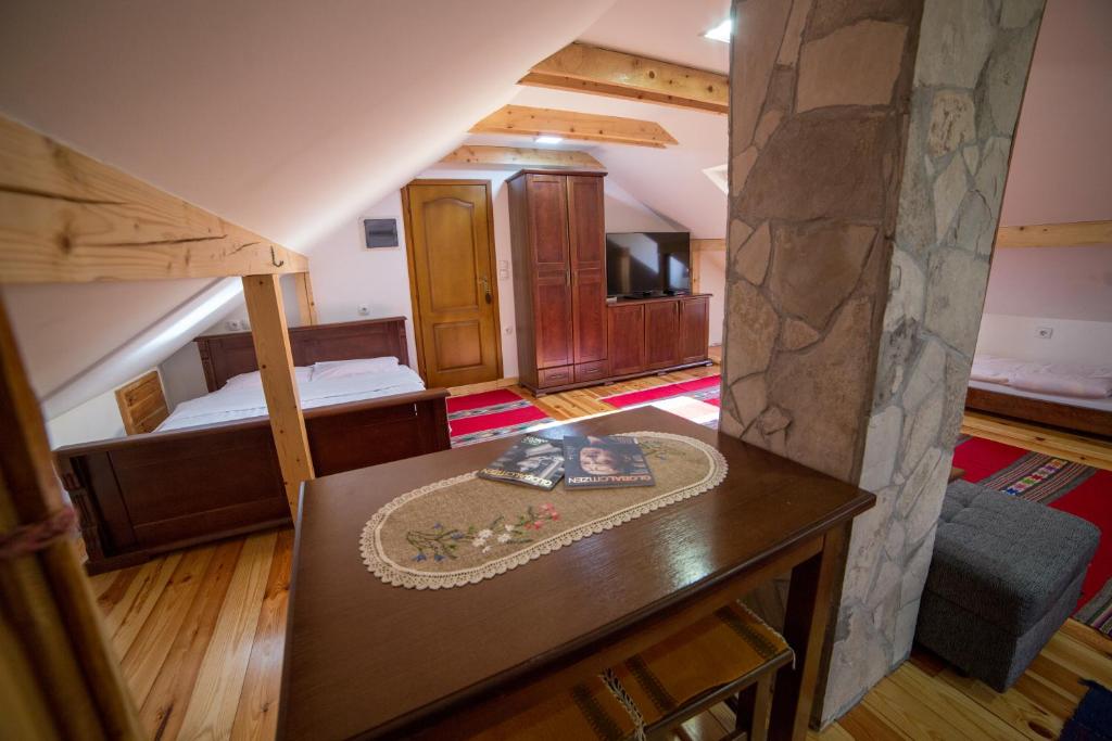TV a/nebo společenská místnost v ubytování Guesthouse Sandra
