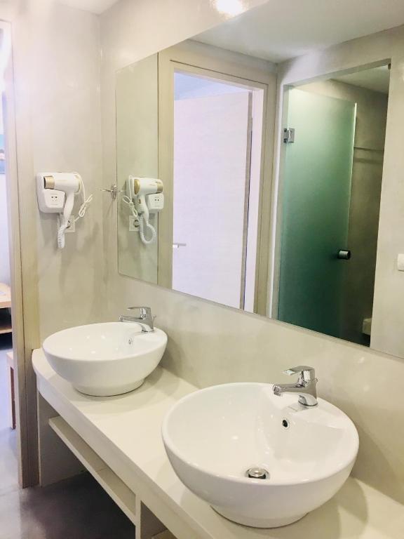 Bagno di Lofos Strani