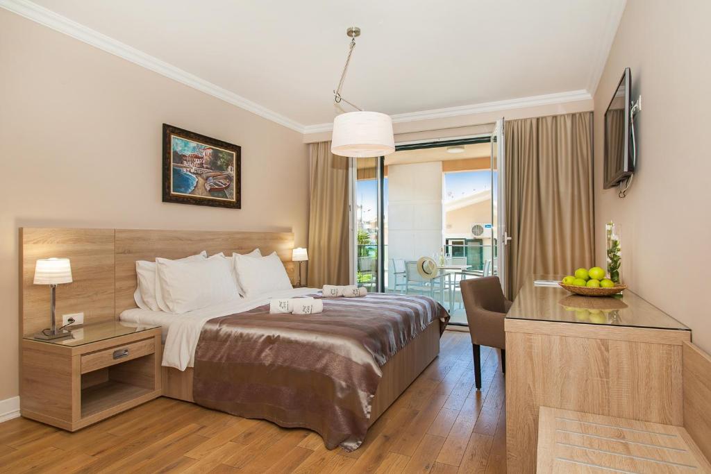 Apartments Grifone Lux - 1