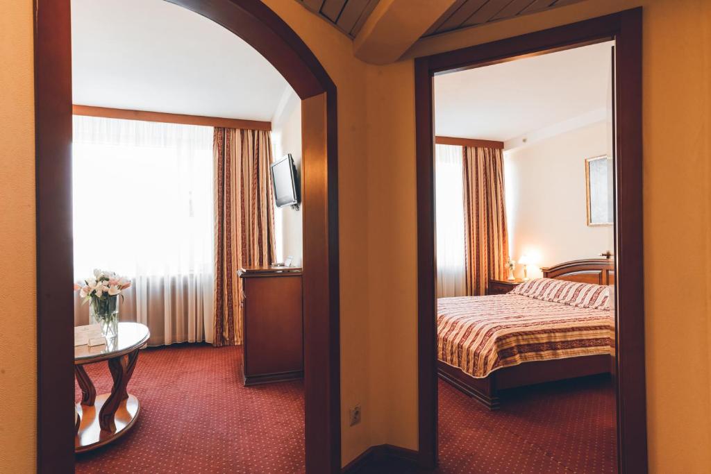 Premier Hotel Rus - Suite