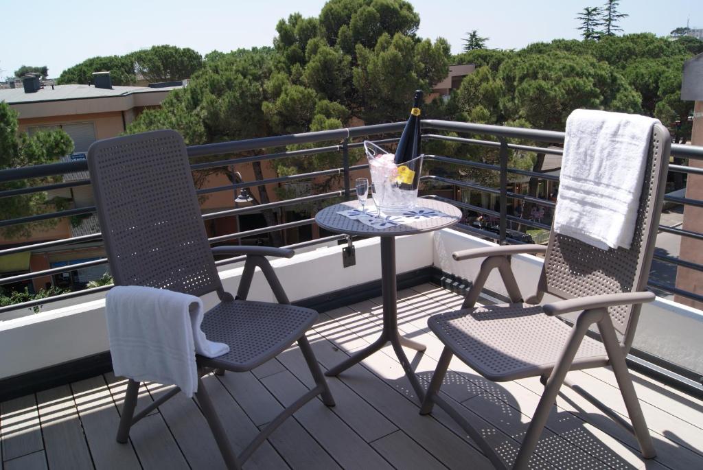 A balcony or terrace at Hotel Residence Sanremo
