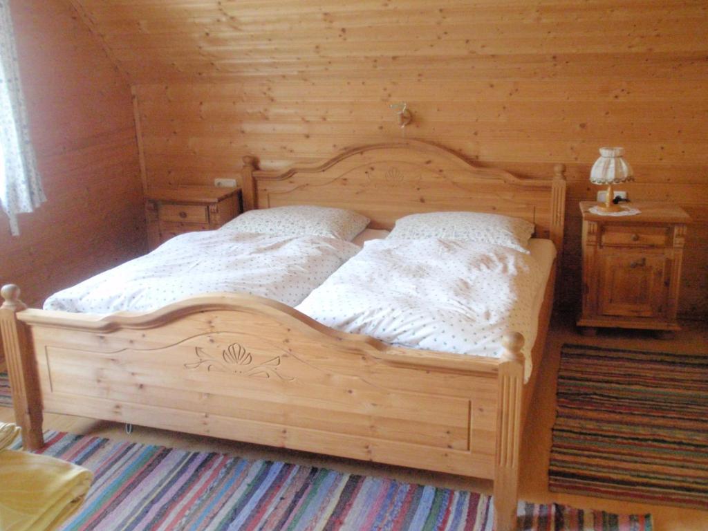 Ein Bett oder Betten in einem Zimmer der Unterkunft Rettlhof