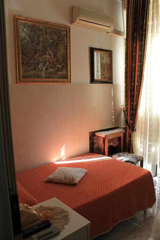 Postel nebo postele na pokoji v ubytování Hotel Stadler 2