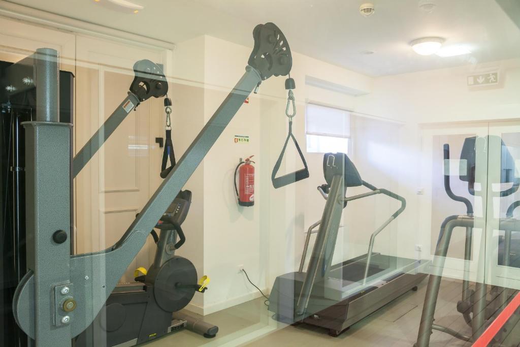 Fitness centrum a/nebo fitness zařízení v ubytování Hotel do Lago