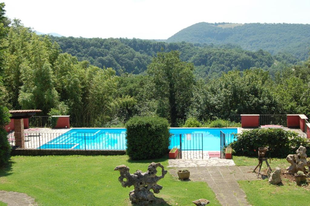 The swimming pool at or close to Agriturismo Castro