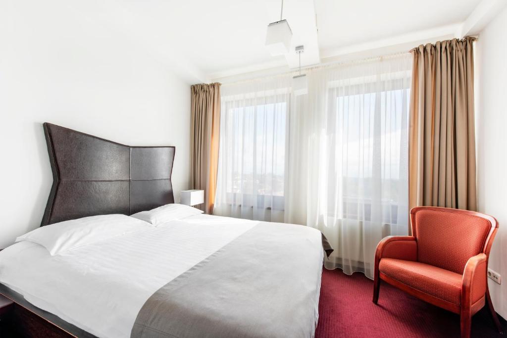 Amberton Hotel Klaipeda - Royal Suite With Spa Bath