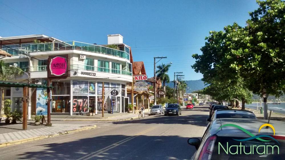  Condominio Solar dos Sabias