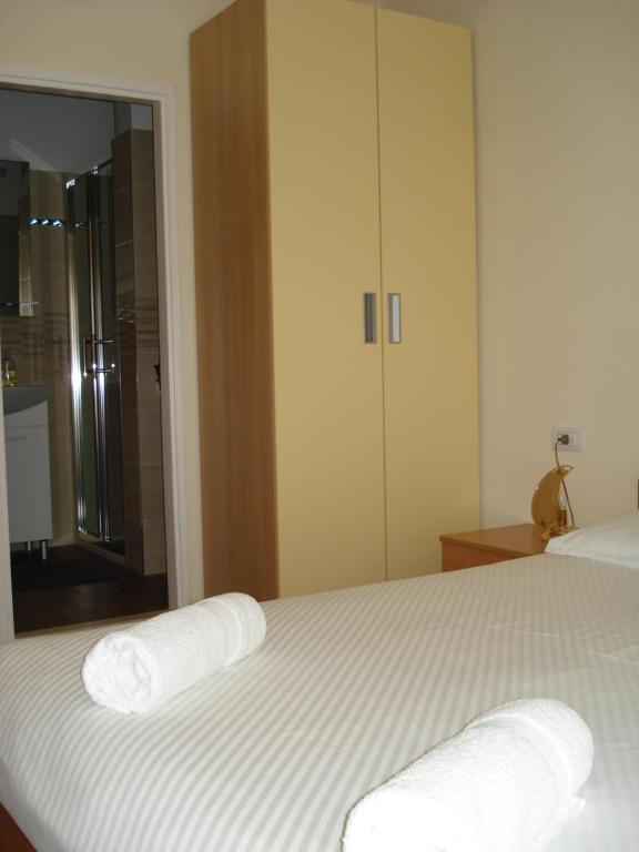 Rooms and Apartment Nike - 16