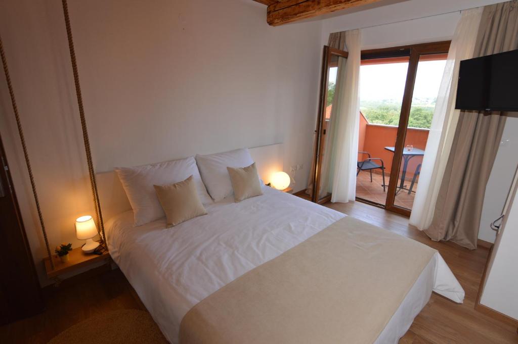 Hotel Natura Vilanija - 8