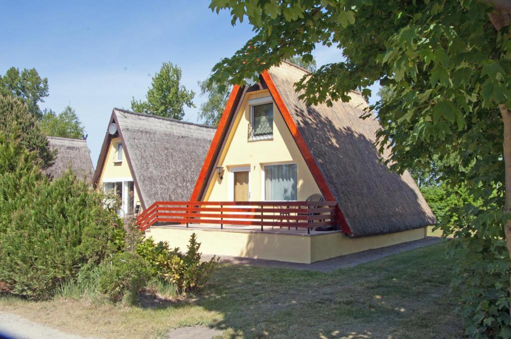 ガガーにあるFinnhütte-Mönchgut-7の小屋