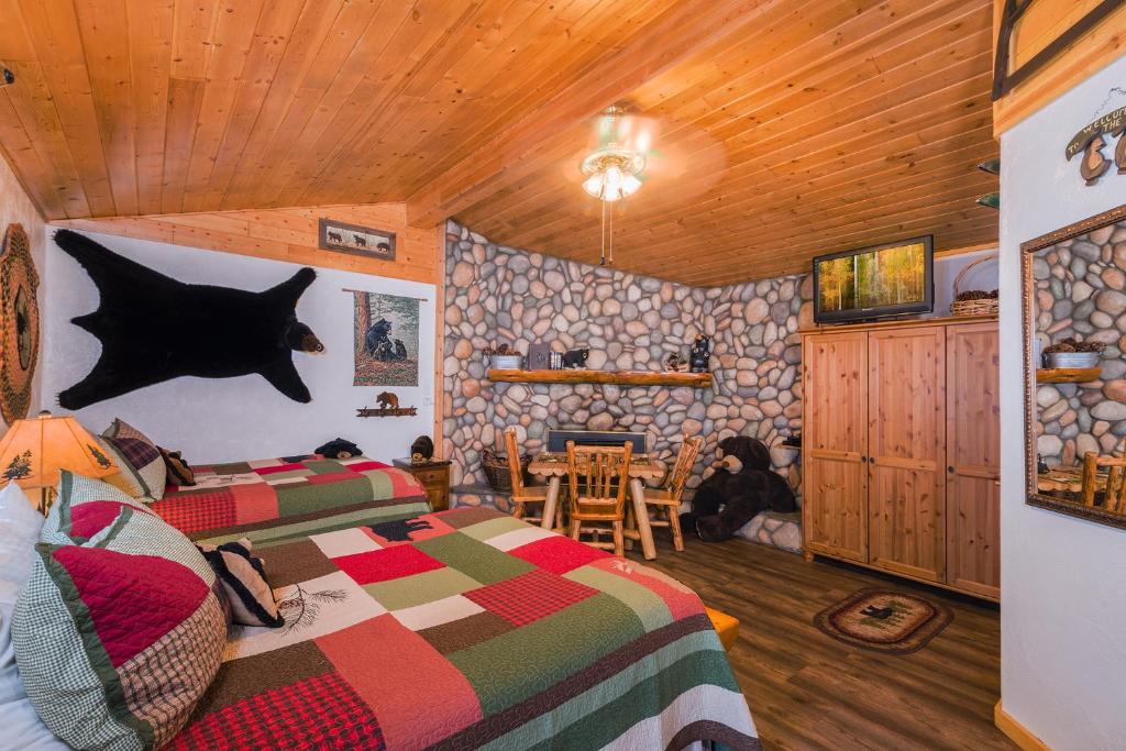 Fireside Lodge - Habitación Familiar Con Dos Camas Queen