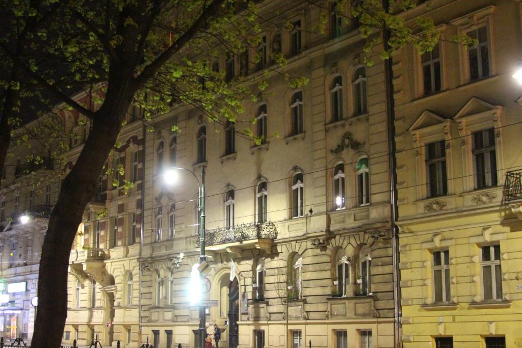 Budova, v ktorej sa apartmán nachádza
