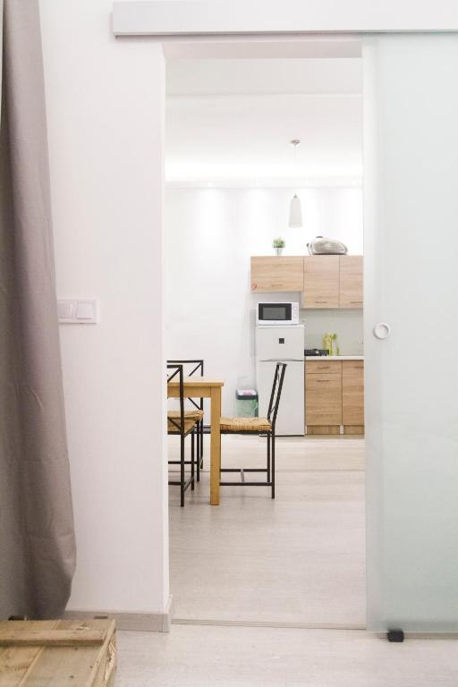 Kuchyňa alebo kuchynka v ubytovaní Cozy Apartment Budapest