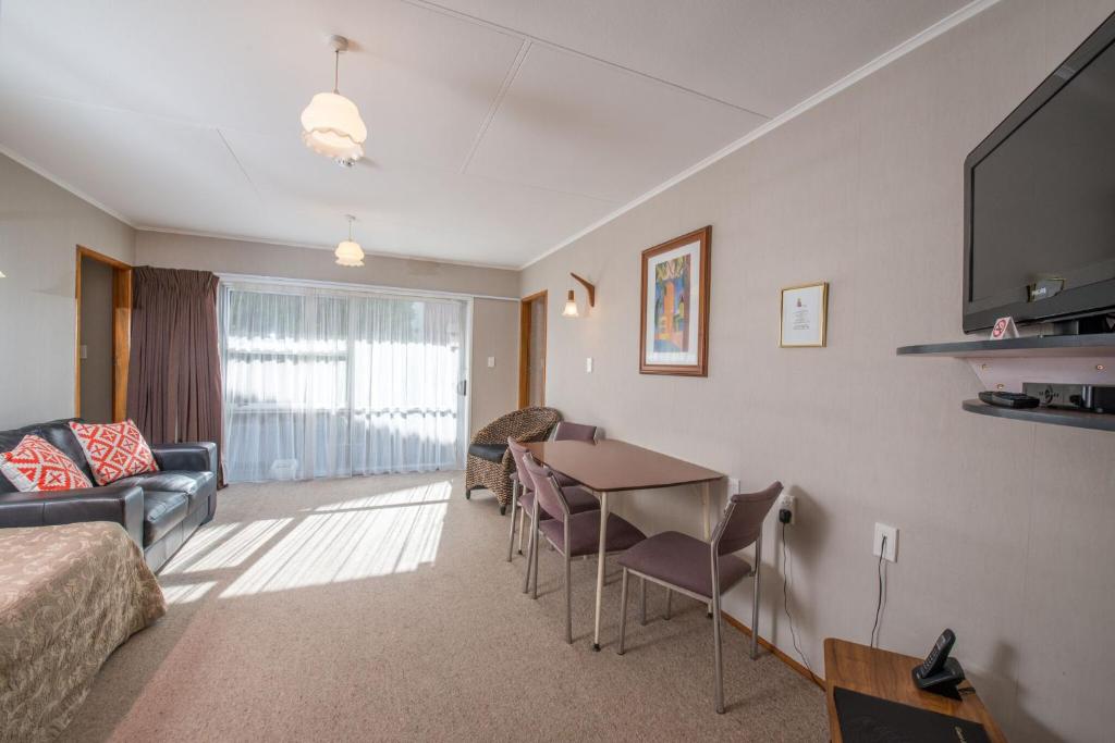 Amber Court Motel - Resim 6