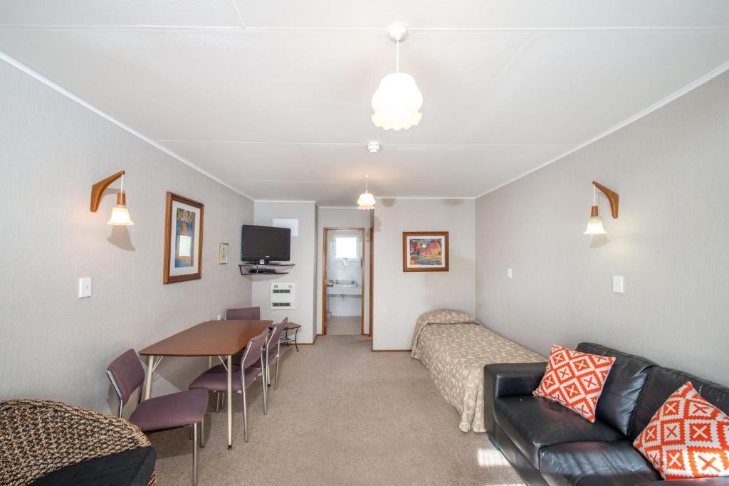 Amber Court Motel - Resim 24