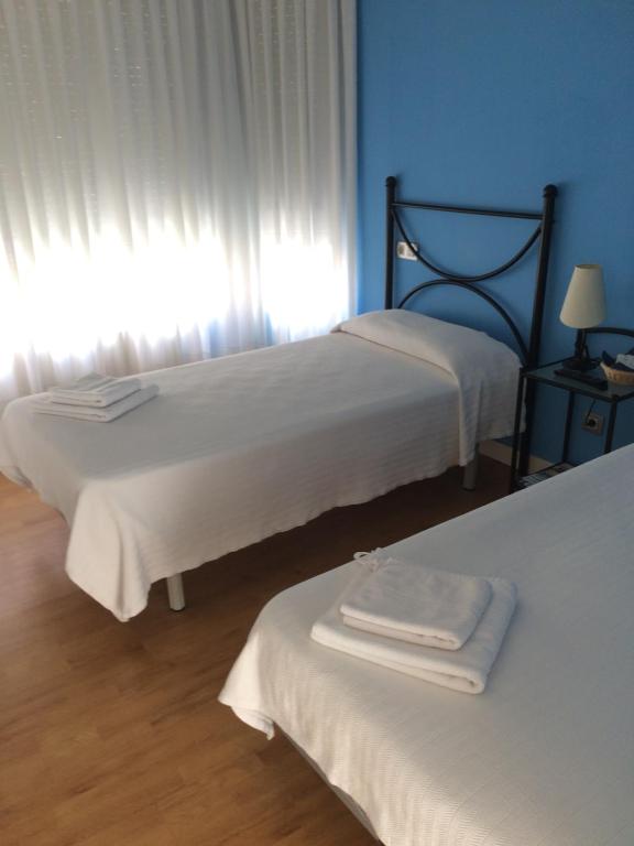 Pensión Basagoiti - Twin Room With Private Bathroom