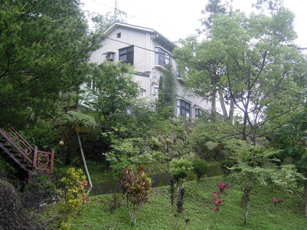 Zahrada ubytování Fumei Bluebird Homestay