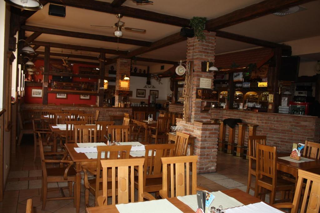 Restaurace v ubytování Hotel Bouček