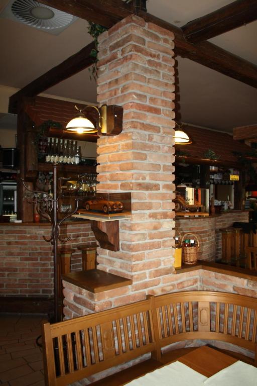 Lounge nebo bar v ubytování Hotel Bouček