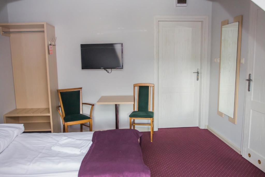 Dworek Jabłonna - 10