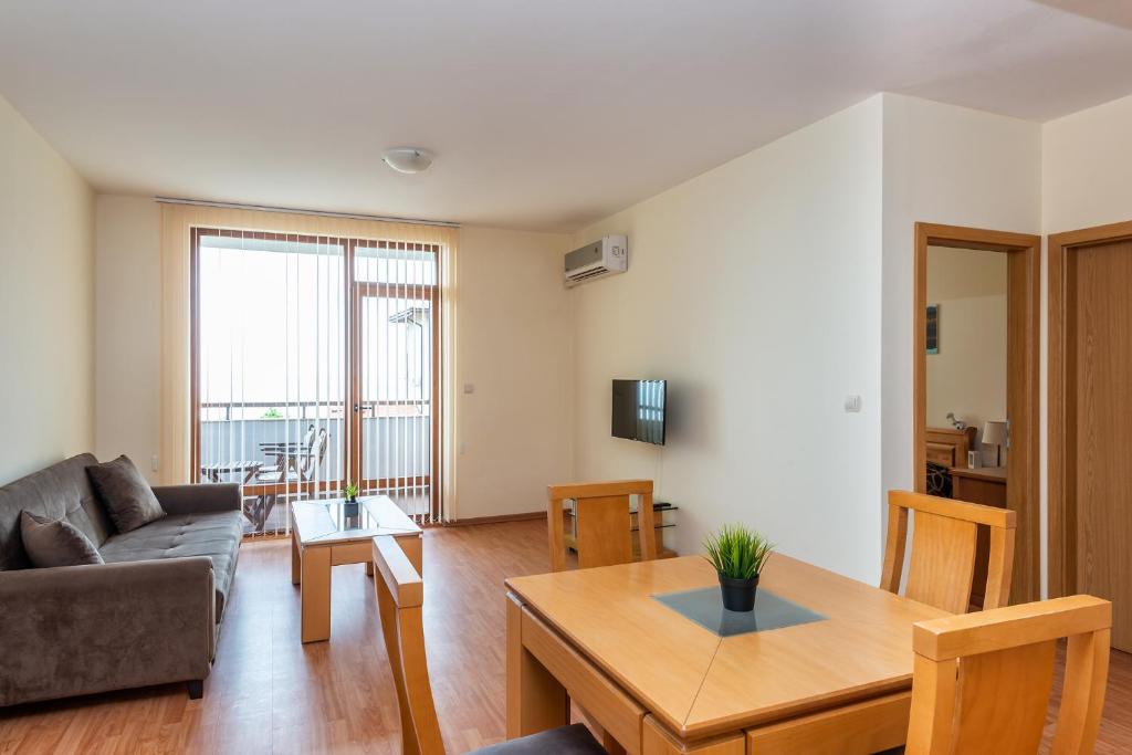 Garden of Eden Complex - One-Bedroom Apartment