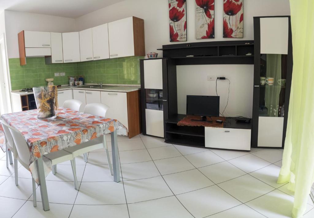 Villa Gabriella a Porto Pino - Lussuoso Appartamento