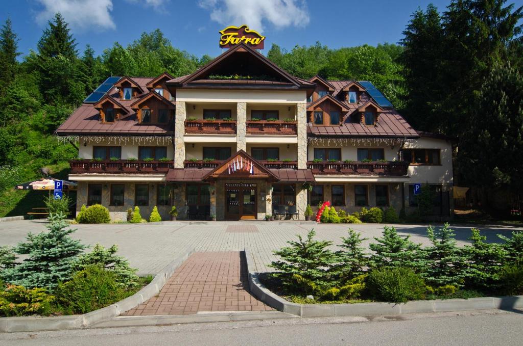 Budova, kde se hotel nachází