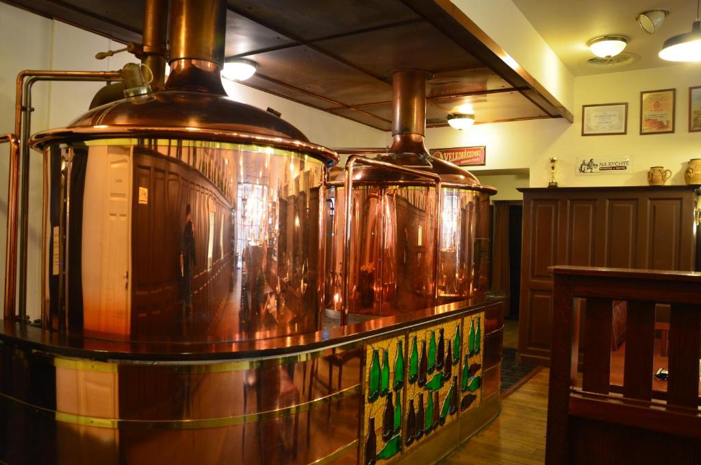 Lounge nebo bar v ubytování Pivovar Hotel Na Rychtě