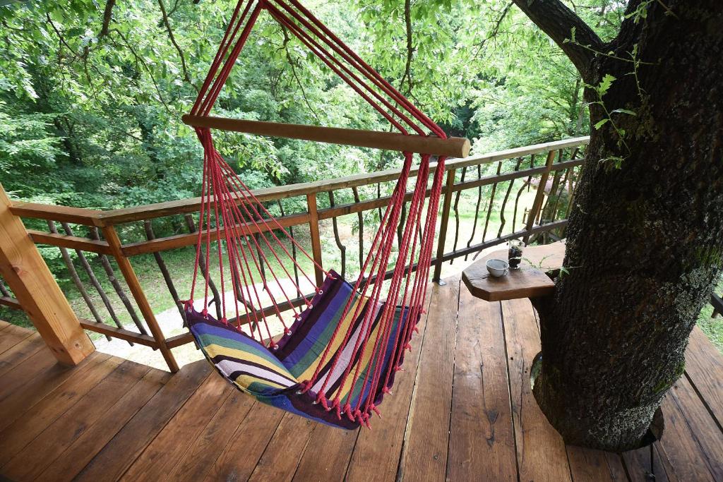 Balkón nebo terasa v ubytování Treehouse Resnice -Mrežnica