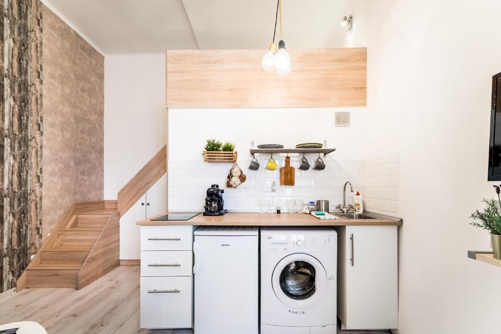 Kuchyňa alebo kuchynka v ubytovaní BpR Little Attractico Apartment
