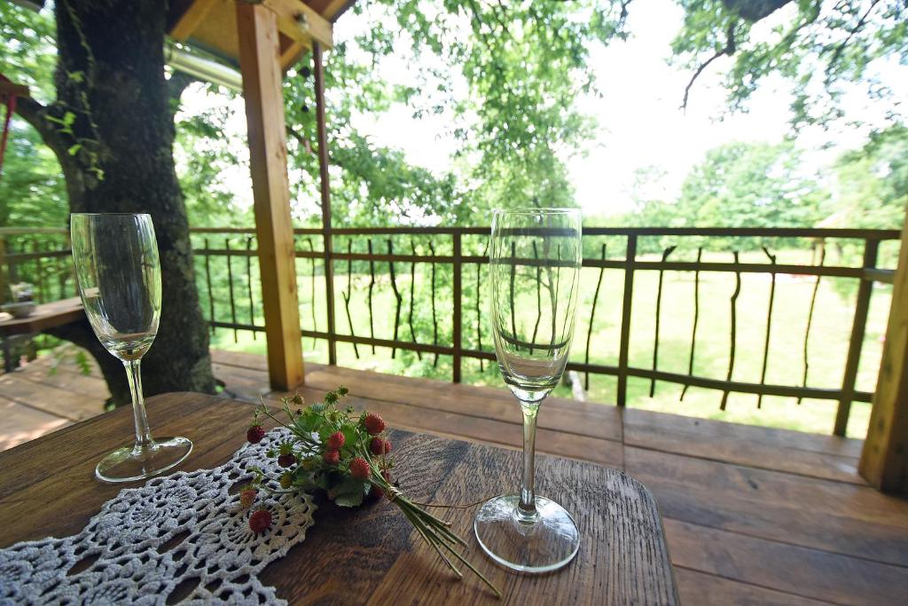 Balkón nebo terasa v ubytování Treehouse Resnice -Mrežnica