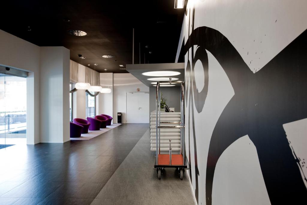 Hotel Zentral Castellana Norte - Resim 24