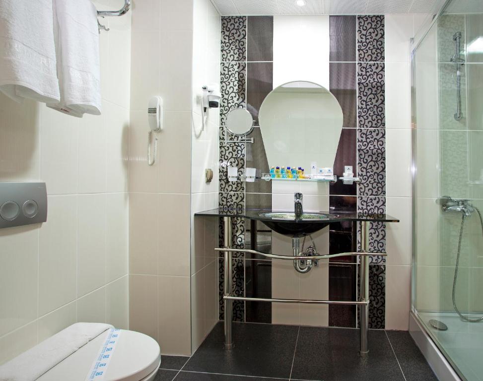 Koupelna v ubytování Örsmaris Boutique Hotel