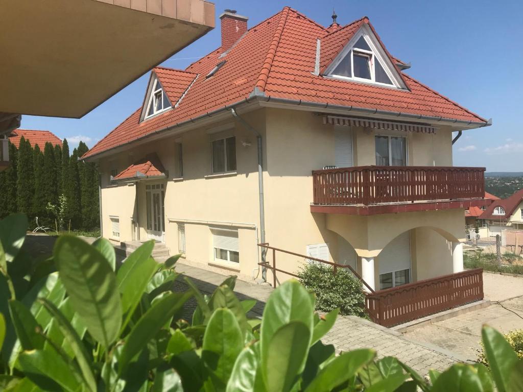Voyage Apartments 8380 Hévíz, Dombi Setany 4 kép - 1