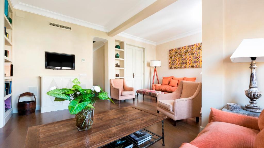 Genteel Home Alcazar, Seville – Updated 2022 Prices