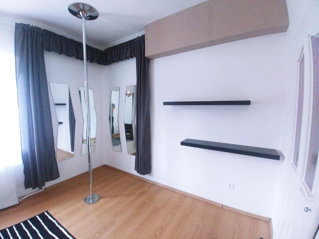 Fotografie z fotogalerie ubytování Sarok Apartmanház v destinaci Makó