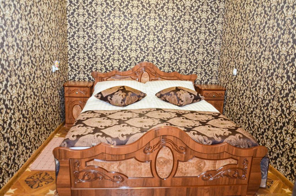 Postel nebo postele na pokoji v ubytování Zangezur Hotel