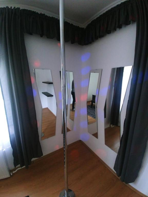 Fotografie z fotogalerie ubytování Sarok Apartmanház v destinaci Makó