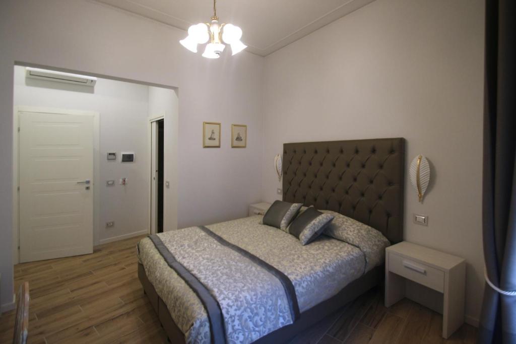 Elisa Guest House - Deluxe Double Or Twin Room