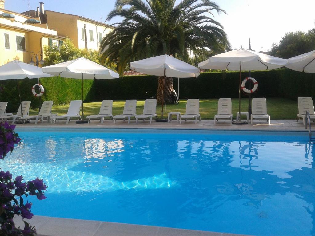 Basen w obiekcie Albergo Roma lub w pobliżu
