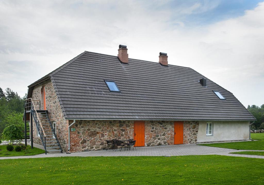 Budova, kde se the country house nachází