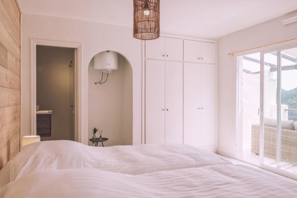 Booking.com: Apartamentos Catharina Maria , Cala Llonga ...