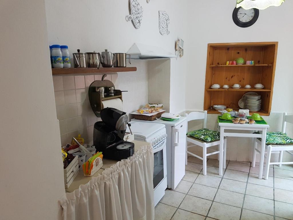Kuchyň nebo kuchyňský kout v ubytování carugio del fezzano
