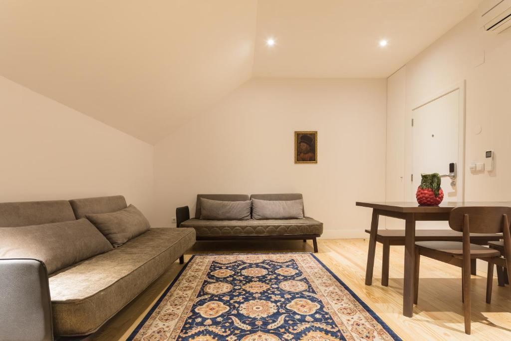 The Visionaire Apartments - 8