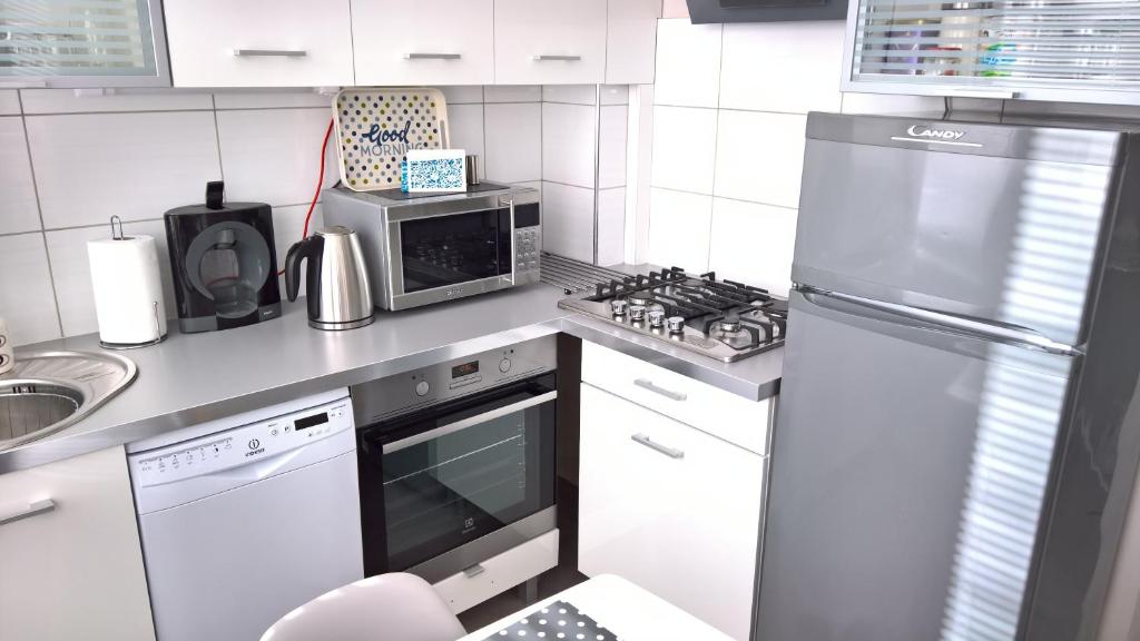 Comfort In Warsaw Apartment - 16