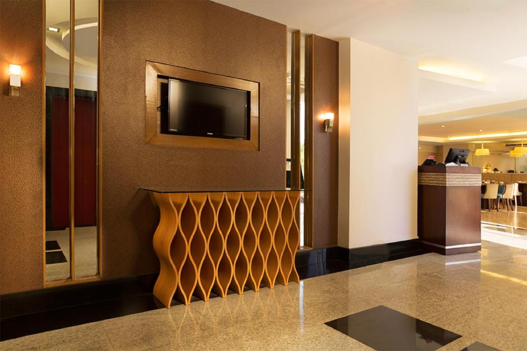 TV a/nebo společenská místnost v ubytování St Mark Hotel
